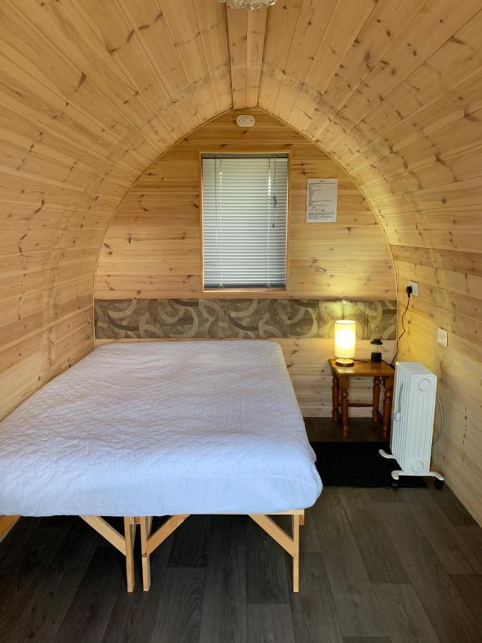 Poplars Farm Site Glamping Pods Adults Only With Separate, Private Shower Campsite 2*