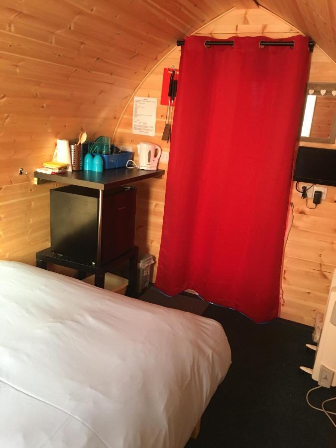 Poplars Farm Site Glamping Pods Adults Only With Separate, Private Shower 2* Hulland